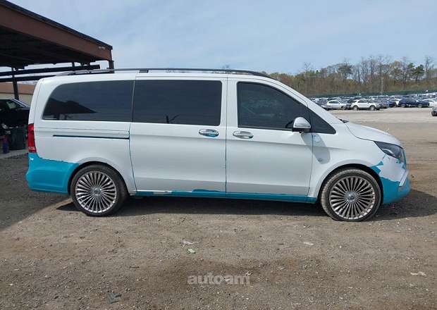 Mercedes-Benz Metris