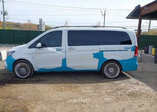 Mercedes-Benz Metris