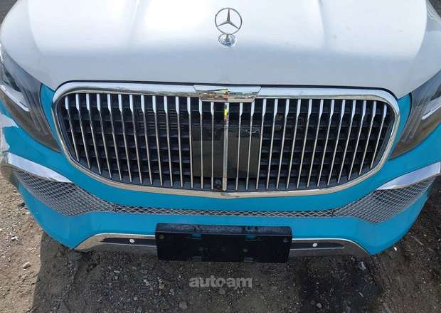 Mercedes-Benz Metris