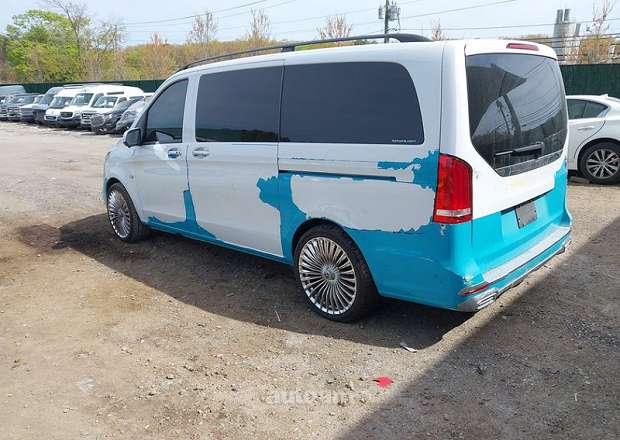 Mercedes-Benz Metris