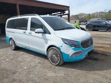 Mercedes-Benz Metris  2021 