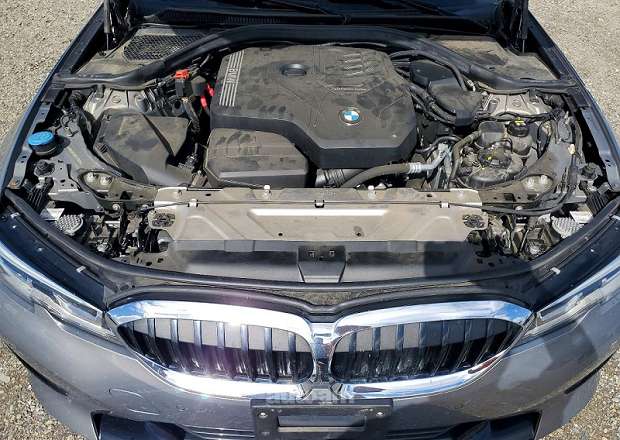 BMW 330