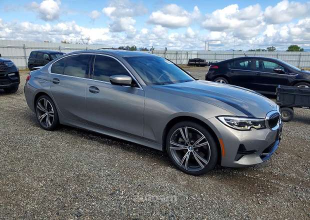 BMW 330