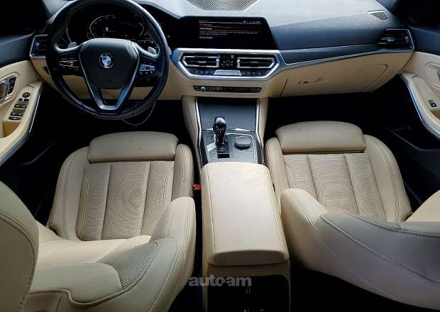 BMW 330