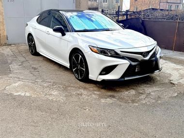 Toyota Camry  2020 