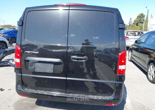 Mercedes-Benz Metris