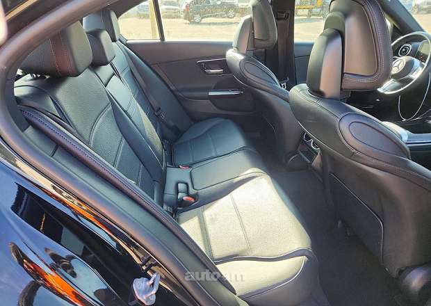 Mercedes-Benz C 300