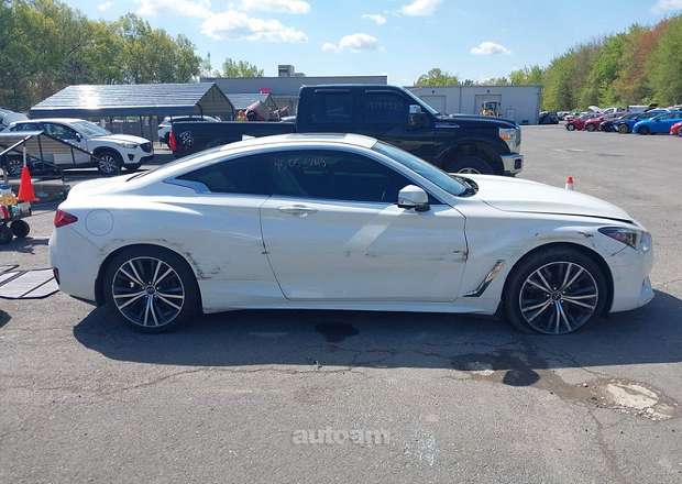 Infiniti Q60