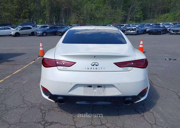Infiniti Q60