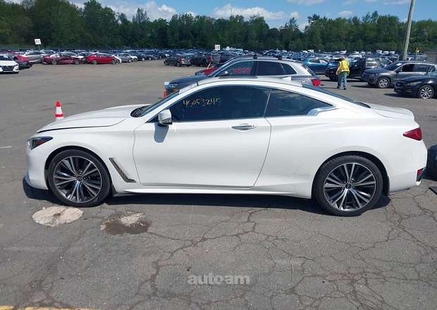 Infiniti Q60