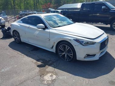 Infiniti Q60  2021 