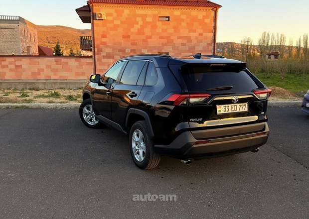 Toyota Rav 4