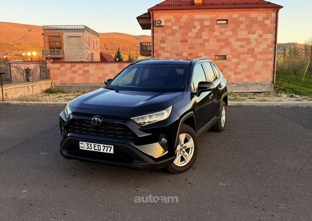 Toyota Rav 4