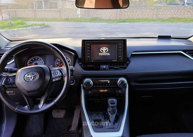 Toyota Rav 4