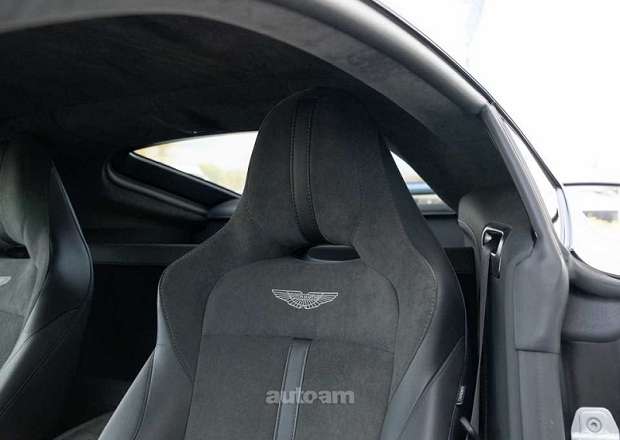 Aston Martin V8 Vantage