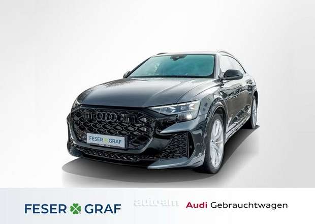 Audi RSQ8