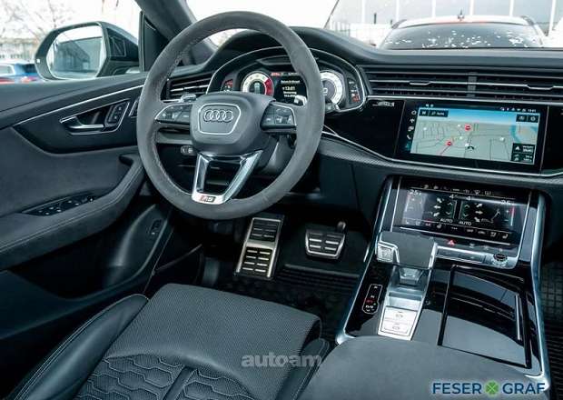 Audi RSQ8