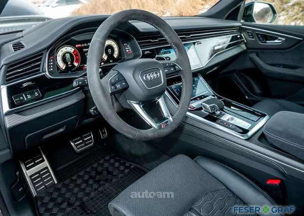 Audi RSQ8