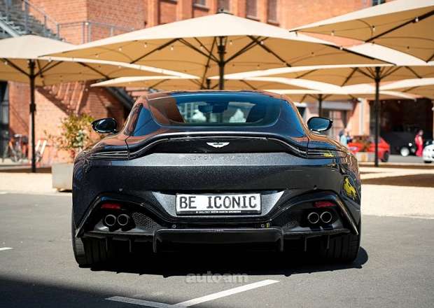 Aston Martin V8 Vantage