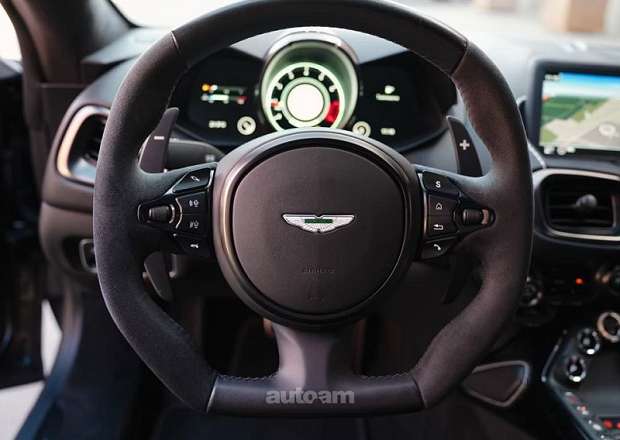 Aston Martin V8 Vantage