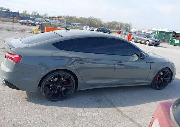 Audi S5
