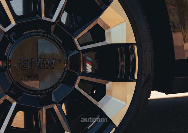 BMW XM