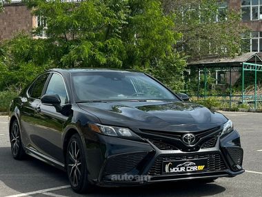 Toyota Camry  2022 