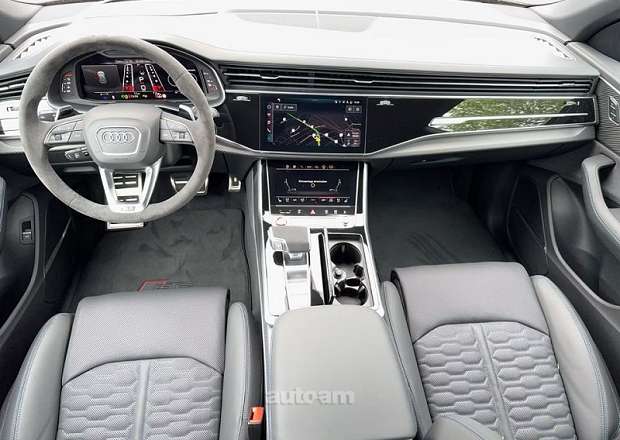 Audi RSQ8