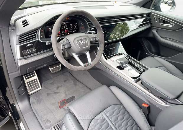 Audi RSQ8