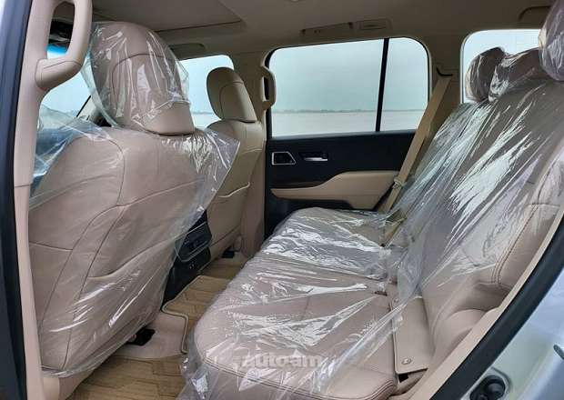 Toyota Land Cruiser 300