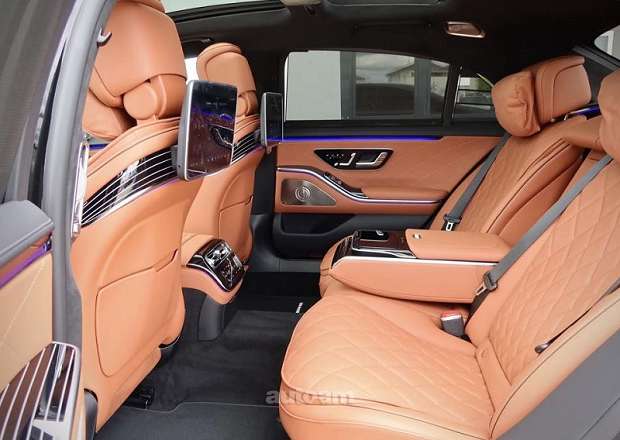 Mercedes-Benz S 500