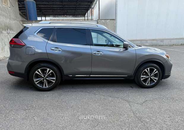Nissan Rogue