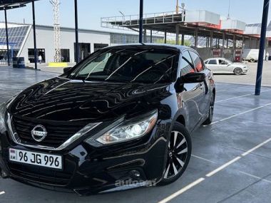 Nissan Altima  2018 