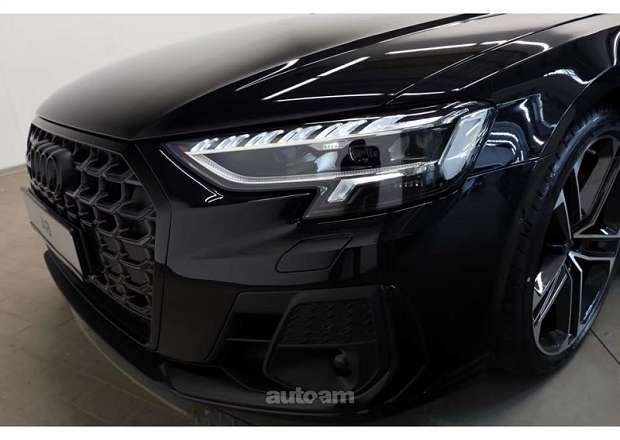 Audi S8/R8