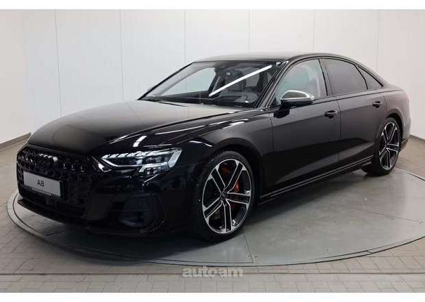 Audi S8/R8