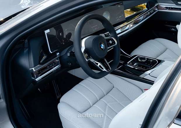 BMW 740
