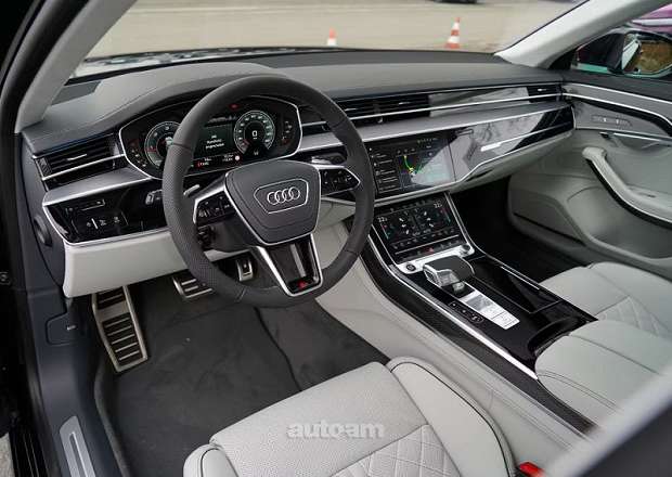 Audi A8