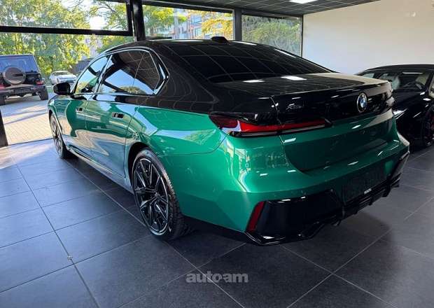 BMW 740