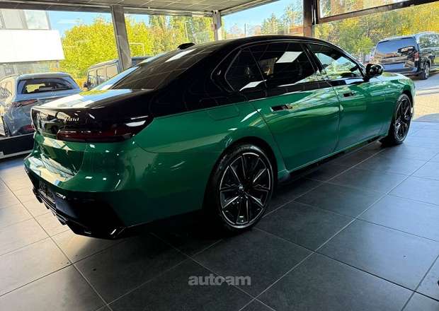 BMW 740