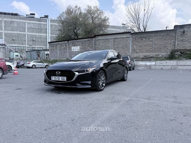 Mazda 3  2019 