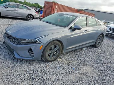 Kia K5  2021 