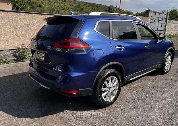 Nissan Rogue