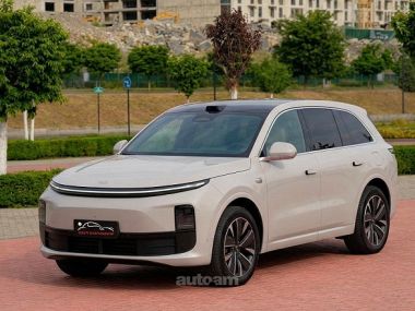 Lixiang Li L6  2025 