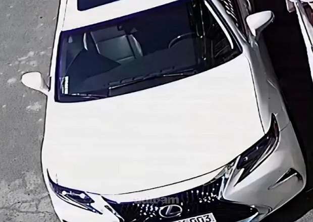 Lexus ES 300 2017 — фото 2