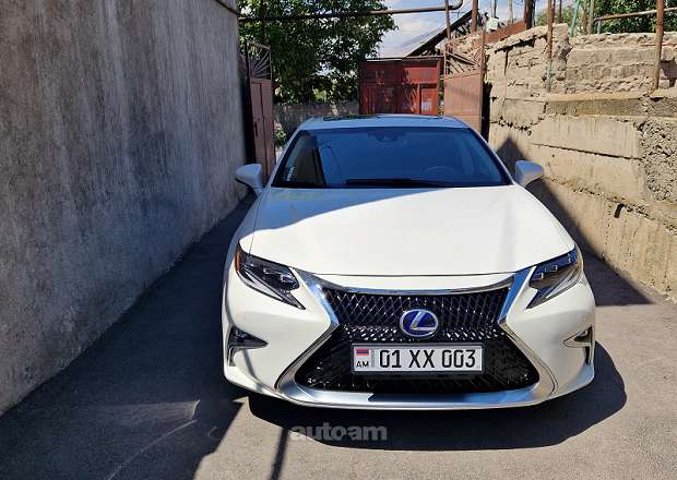 Lexus ES 300