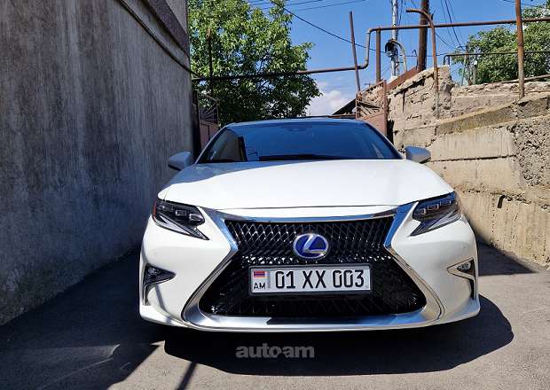 Lexus ES 300