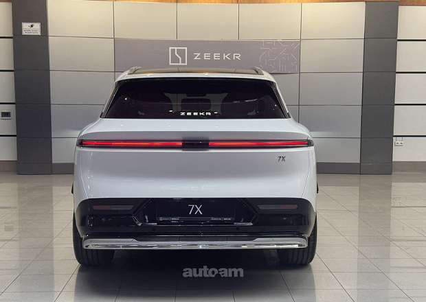 Zeekr 7X