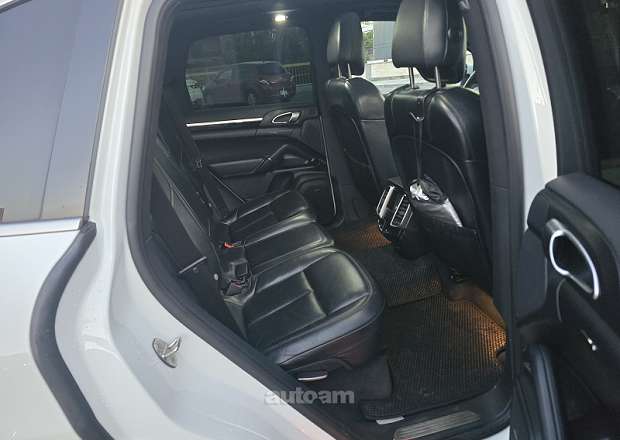 Porsche Cayenne 2014 — լուսանկար 9