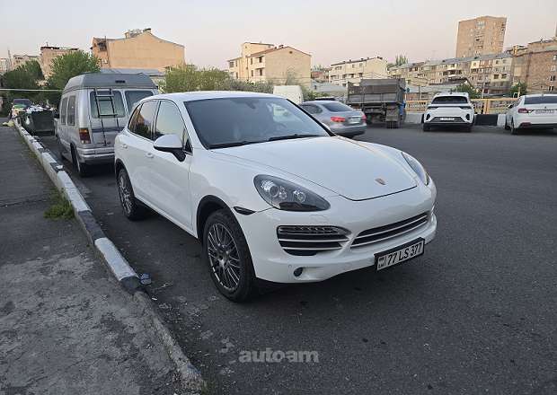 Porsche Cayenne 2014 — լուսանկար 1
