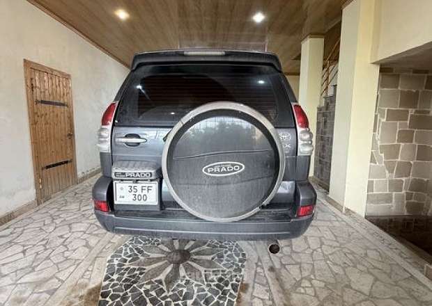 Toyota Land Cruiser Prado